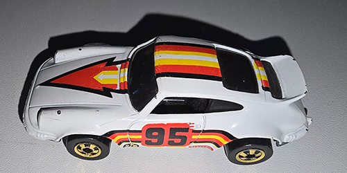 #15 1974 Porche P-911