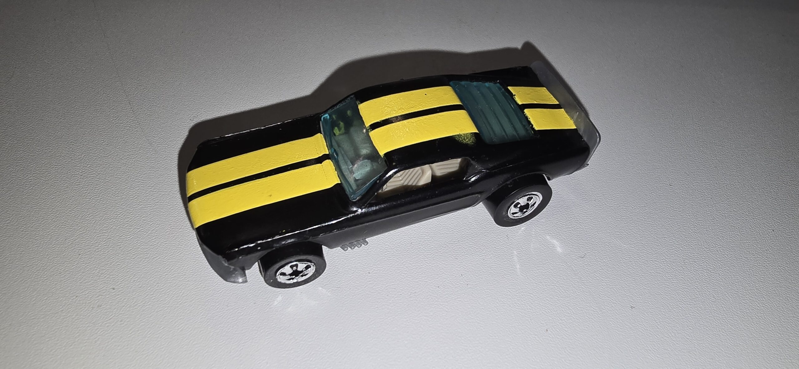 1982 Mustang Stocker Black/Yellow