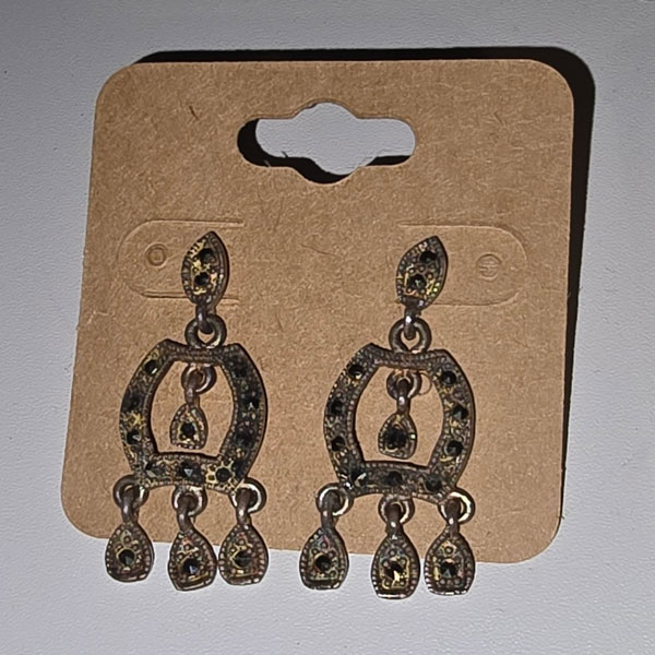 Antique look gold earrings
